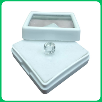 Natural White Topaz Stone (SC) 3.30 Ct SQ Shape LX